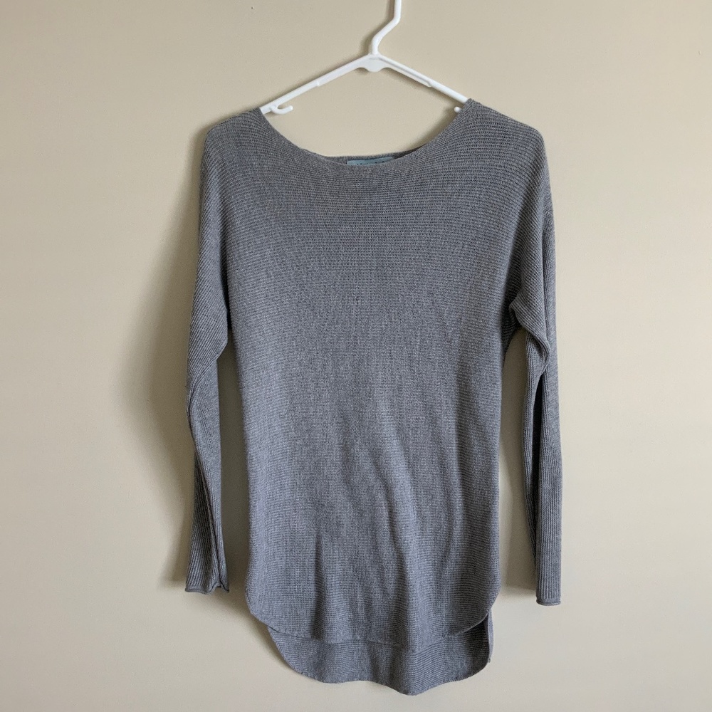 JOAN VASS Grey tunic top